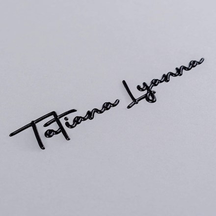 FlexStyle Non-Metallic Tatiana Lyanna signature aid at a hard angle